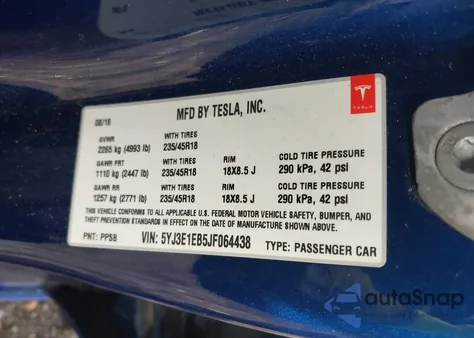 2018 Tesla Model 3 Long Range/Performance из США, поврежденный, VIN 5YJ3E1EB5JF064438